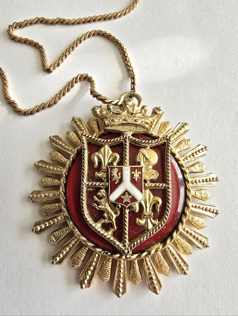 Massive vintage necklace coat of arms castle royalty castlecore heraldic hold